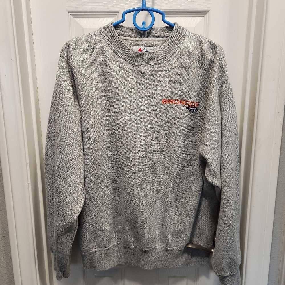 Majestic Denver broncos sweater size m